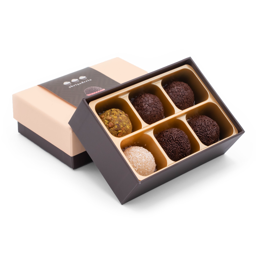 Box of 6 pre assorted brigadeiros (Pistachio, coconut, milk chocolate, dark chocolate)